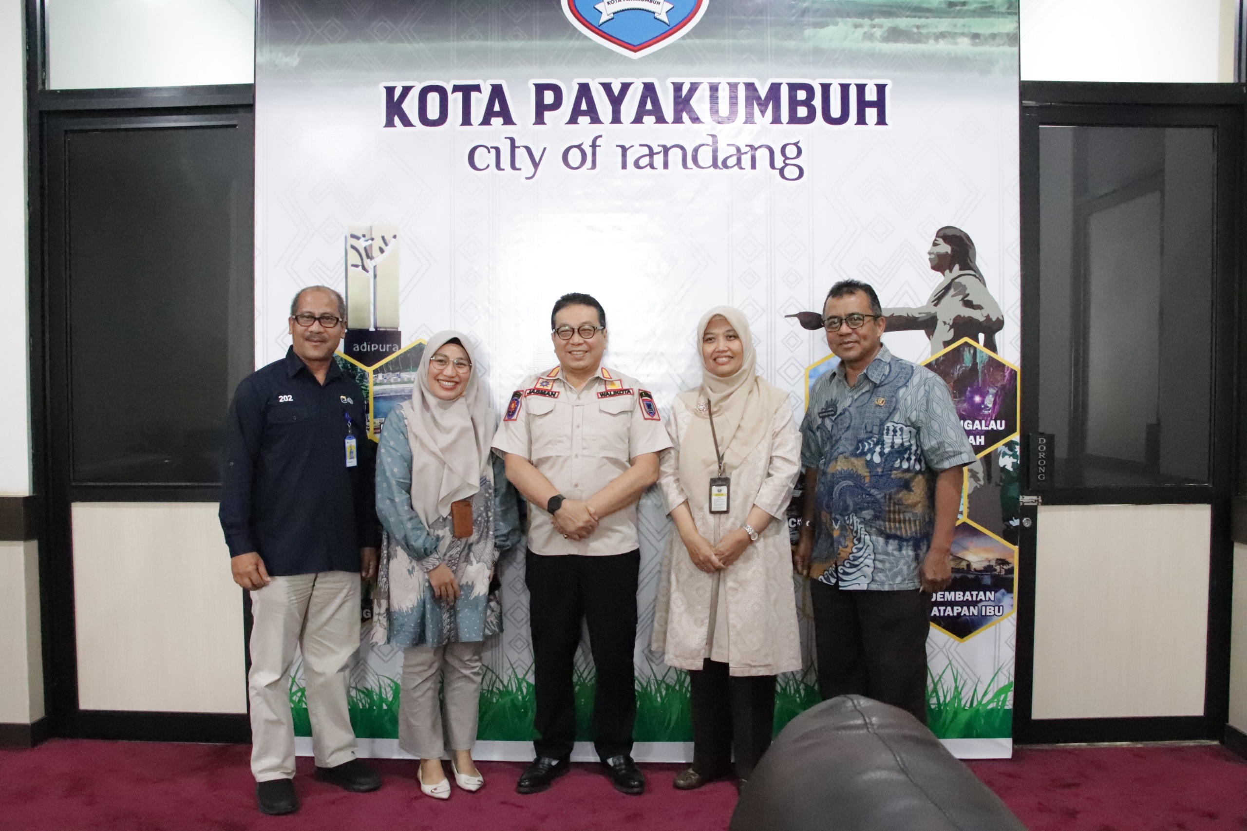 Laporkan SPT Tahunan, Pj Wali Kota Payakumbuh Himbau Masysrakat Bayar Pajak Tepat Waktu