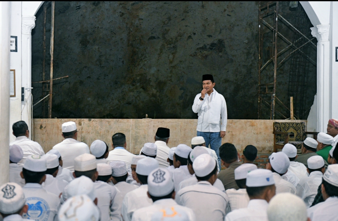 Kunjungi Pesantren Mustafawiyah Purba Baru, Pj Gubernur Sumut Motivasi Santri