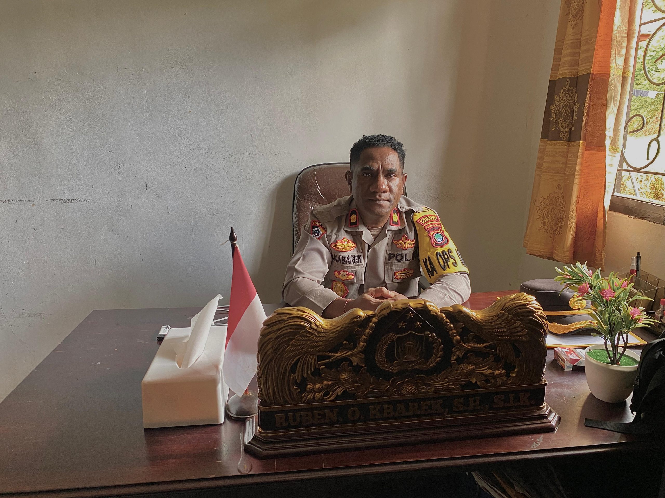 Kapolres Maybrat Kompol Ruben Obet Kbarek : Pleno Pasca Perhitungan Ulang di KPUD Maybrat Mari Kita Jaga Sama-sama