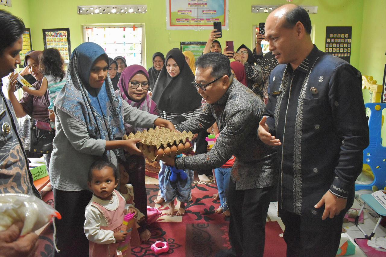 Tinjau Pelaksanaan Posyandu, Jasman: Ini Program Prioritas Kita Untuk Menurunkan dan Mencegah Stunting di Payakumbuh