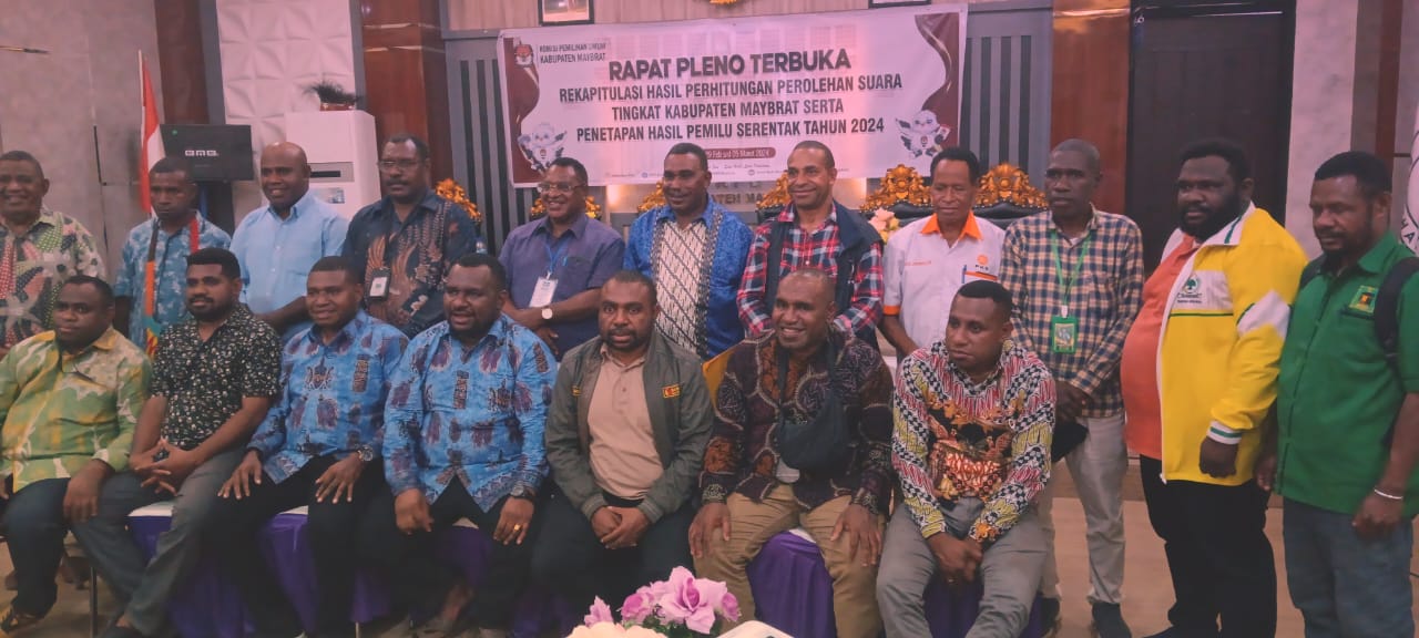 KPUD Maybrat Laksanakan Pleno Penetapan Rekapitulasi Hasil Perolehan Suara, Dominggus Isir; Kita Usahakan Tidak Ada Masalah Yang Tidak di Selesaikan