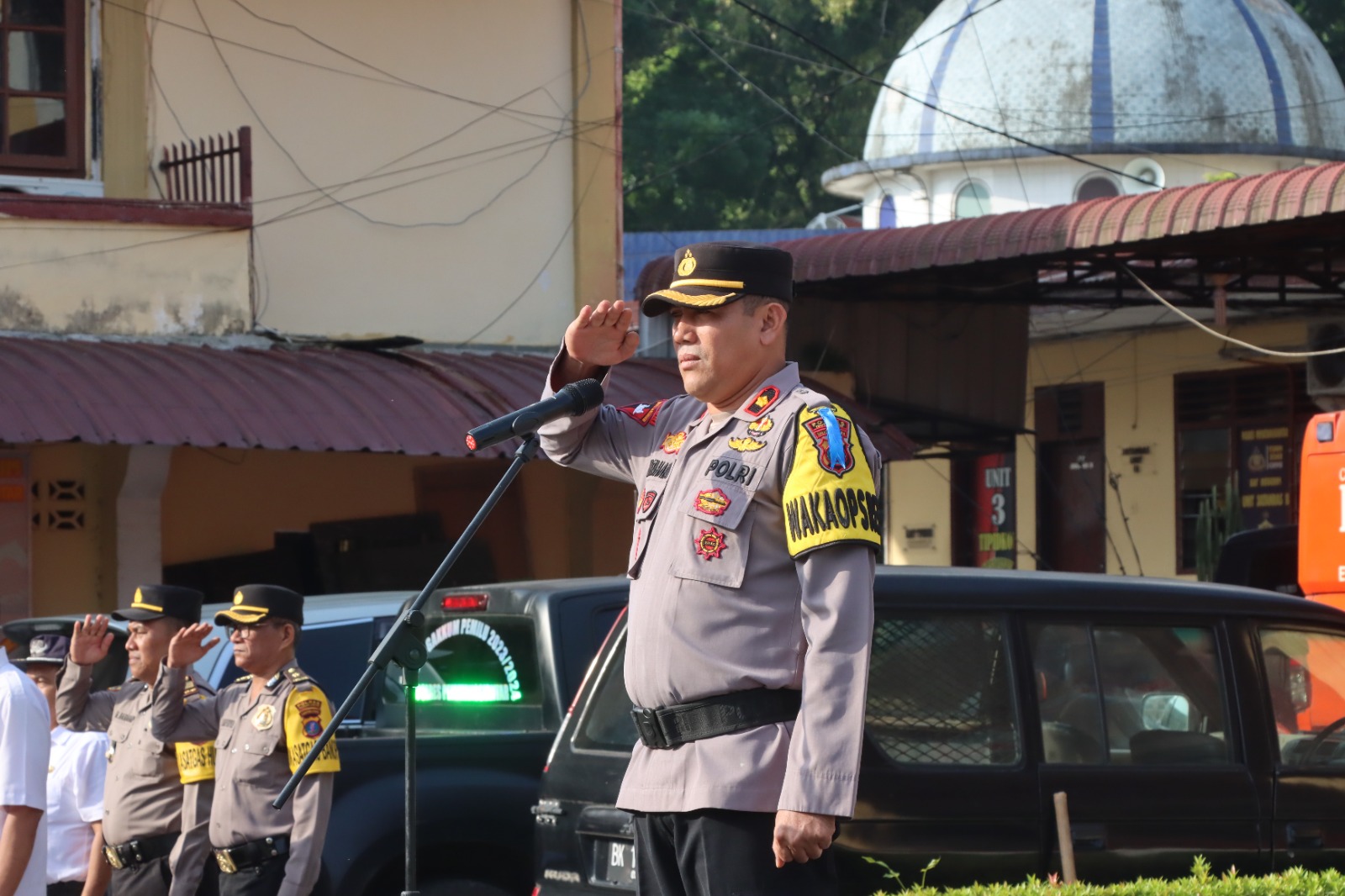 Polres Pematang Siantar Laksanakan Apel Gelar Pasukan Ops Keselamatan Toba 2024 dan Pencananganan Aksi Keselamatan Jalan