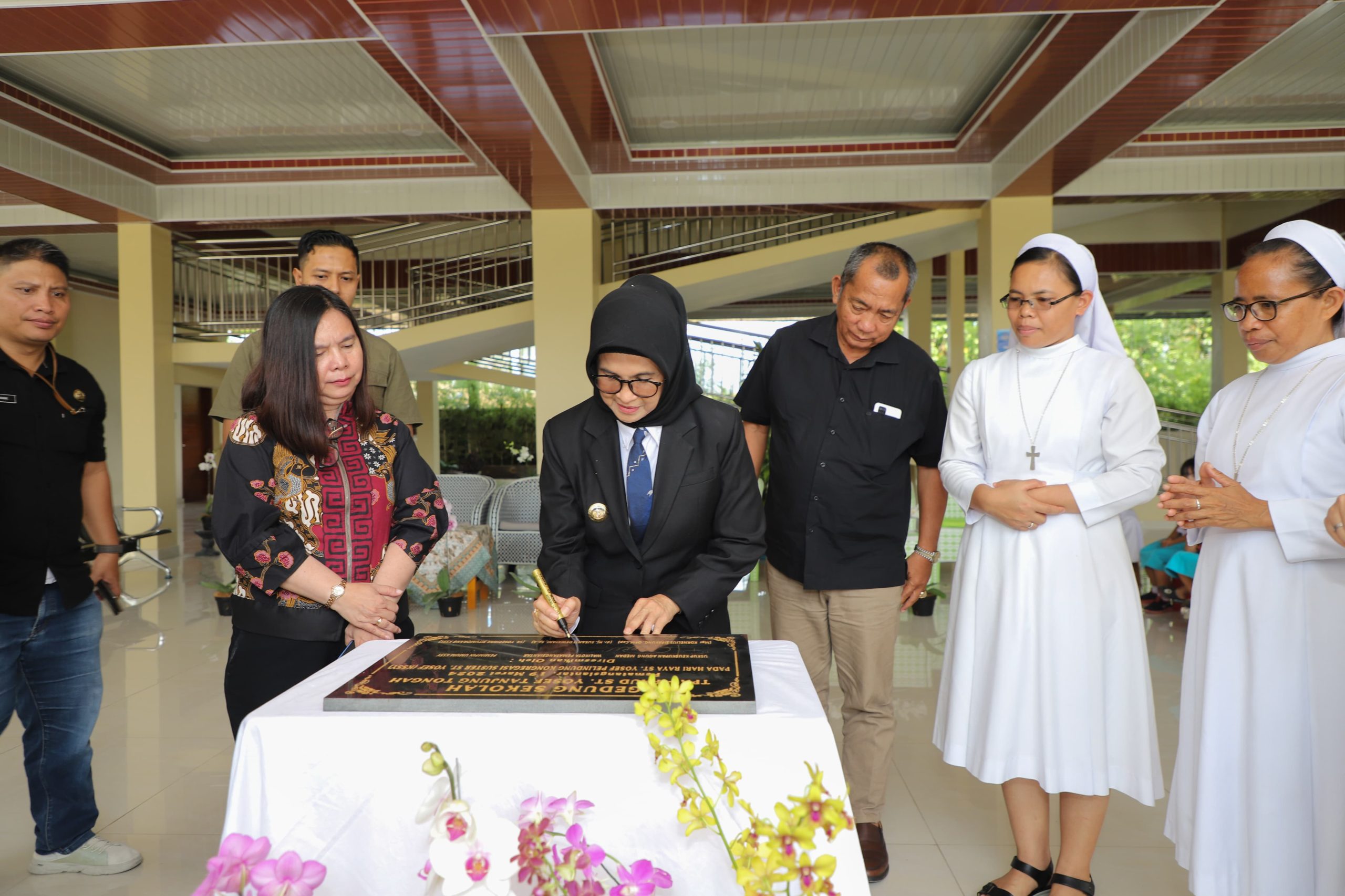 Wali Kota dr Susanti Tandatangani Prasasti Gedung Sekolah Tempat Penitipan Anak PAUD Santo Yosef Pematangsiantar