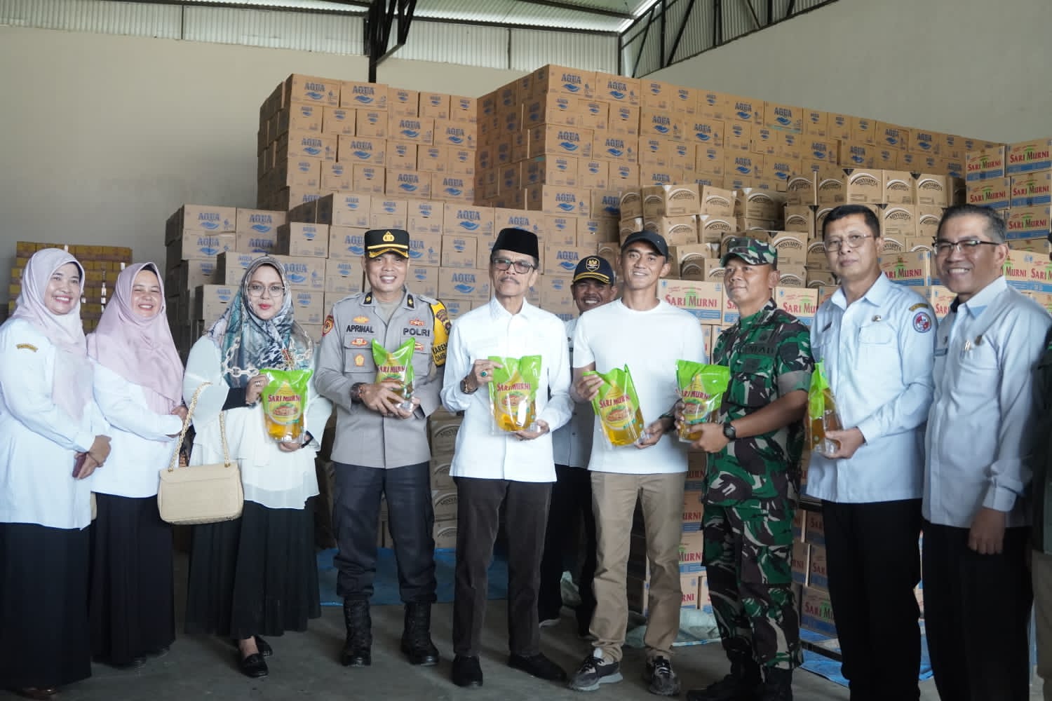 Pastikan Ketersediaan Pasokan dan Harga Pangan, Bupati Safaruddin Bersama Forkopimda Laksanakan Monitoring di Pusat Grosir Naya dan Naira