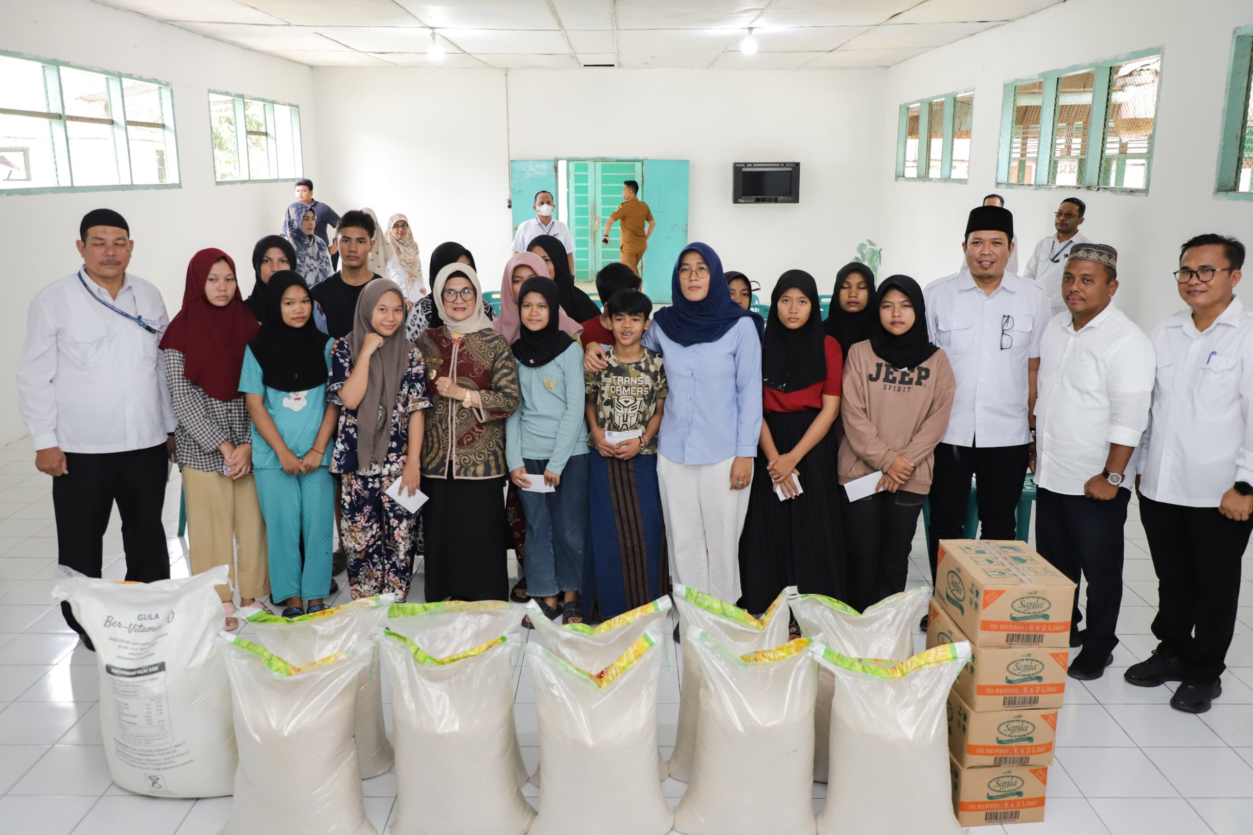 Bersama Perumda Tirta Uli Wali Kota Susanti Dewayani, SpA Kembali Gelar Ramadhan Berbagi
