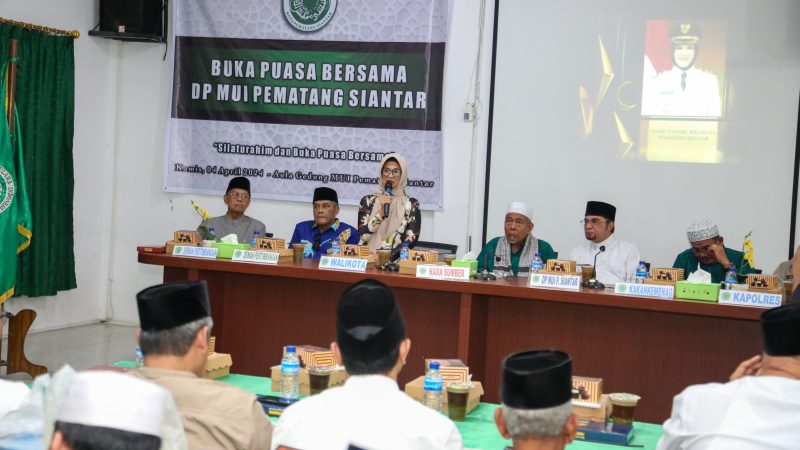 Wali Kota dr Susanti Dewayani Hadiri Acara Buka Puasa Bersama MUI Kota Pematangsiantar