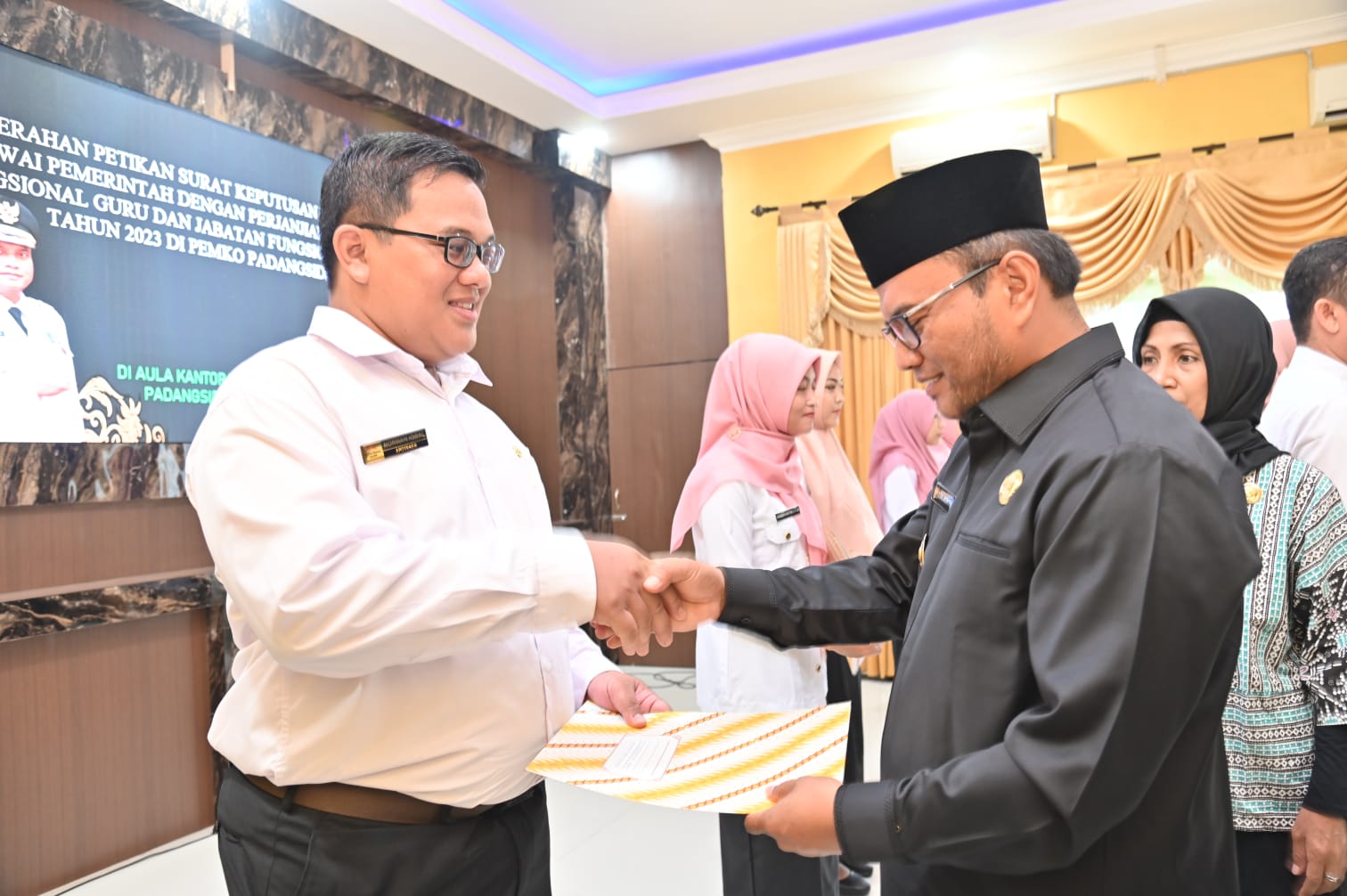 Pj. Wali Kota Padangsidimpuan Serahkan SK P3K Formasi 2023
