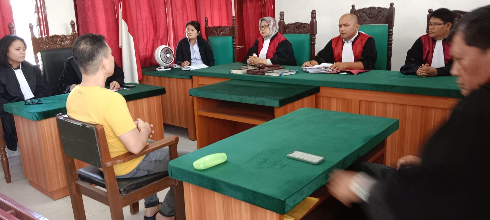 Dituntut 3 Tahun dan 6 Bulan Penjara, Asiong Bersama Penasehat Hukum Ajukan Pledoi