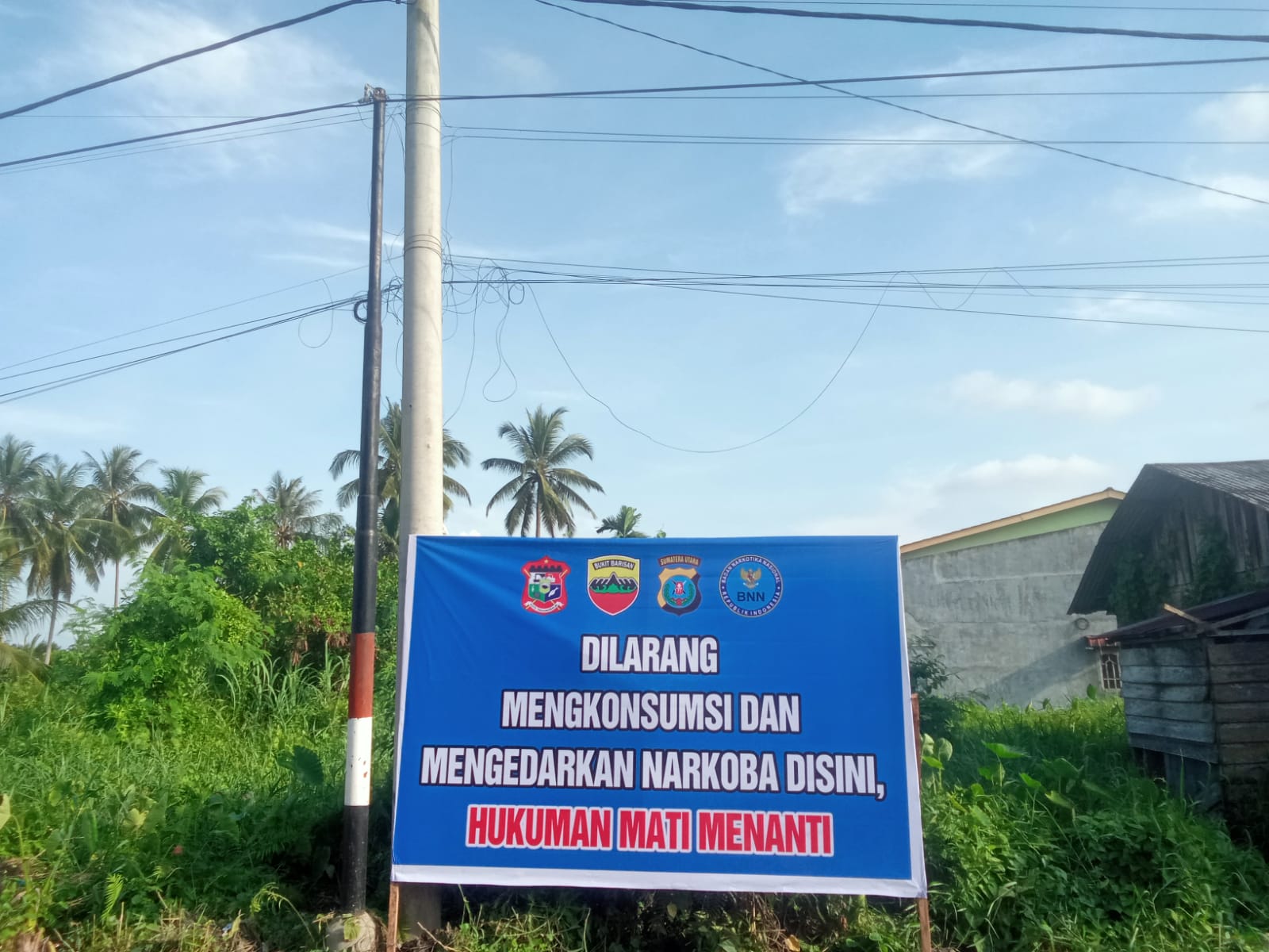 Polres Tanjung Balai Pajangkan Spanduk Dan Baliho Tentang Narkotika