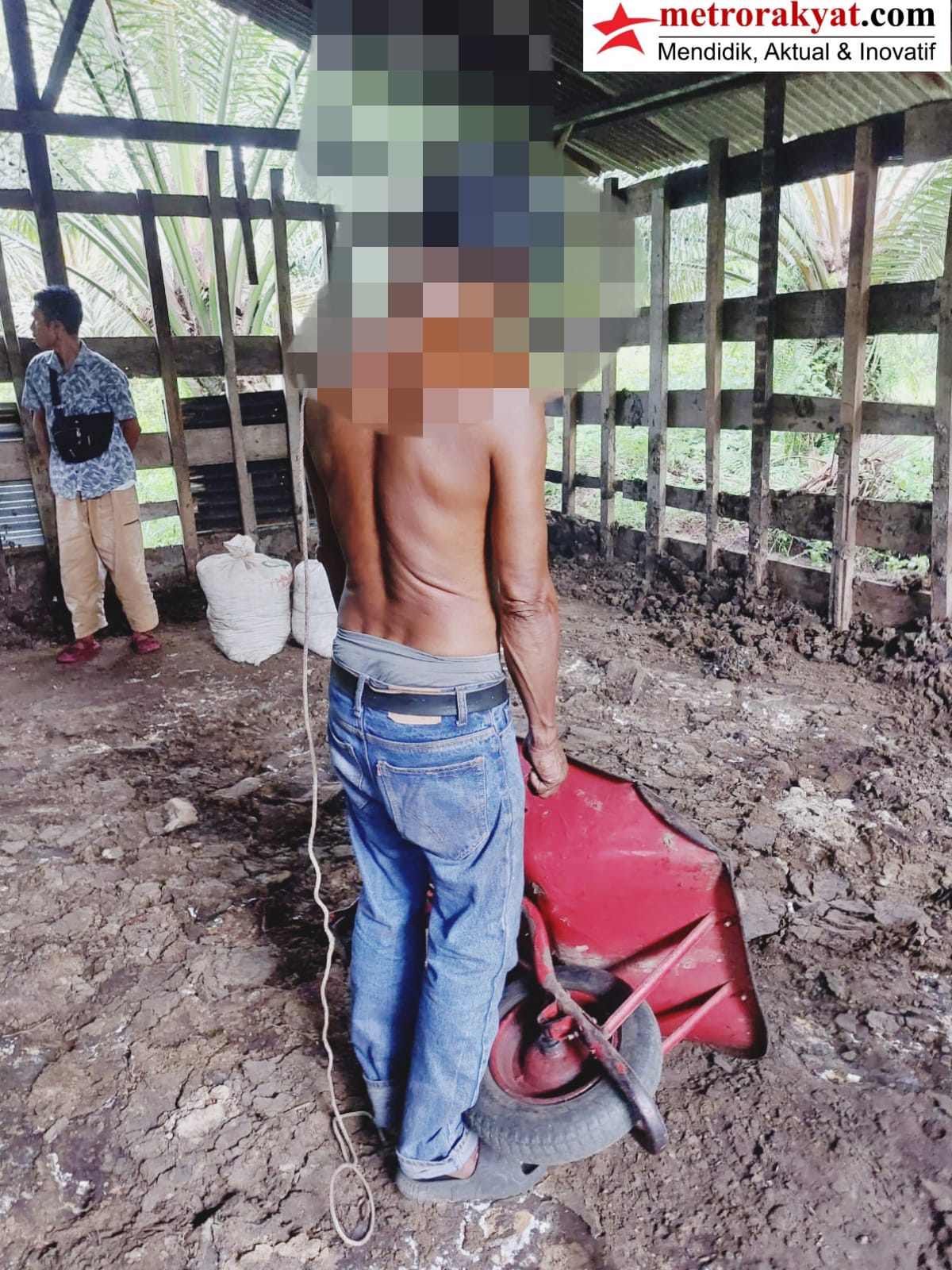 Seorang PRIA Warga Aceh Barat Ditemukan Gantung Diri di dalam Kandang Sapi