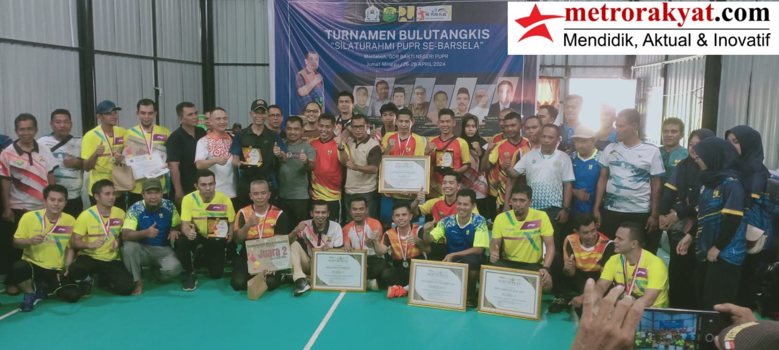 PUPR Turnamen Bulutangkis Se-Barsela Berakhir, Tim Dinas PUPR Aceh Jaya Juara I