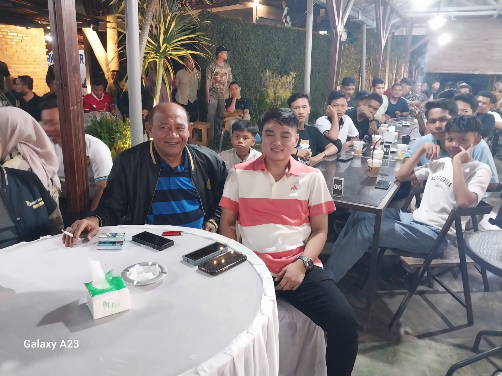 Ketua KONI Langkat H.Syah Afandin Dan Rizky Antoni Gelar Nobar Semifinal Piala Asia