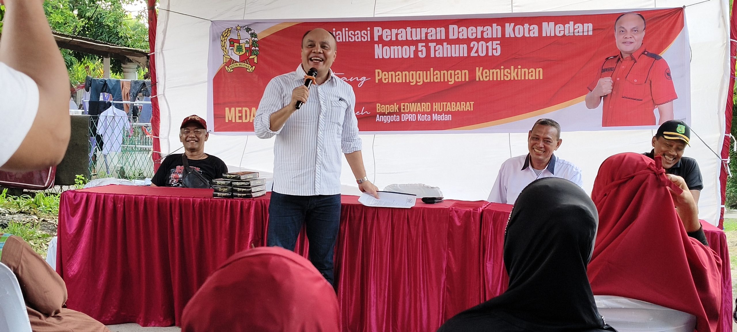Edward Hutabarat: Defenisi Miskin Sesuai Perda No. 5 Tahun 2015 Adalah Tidak Mampu Membutuhi Hidup Minimal