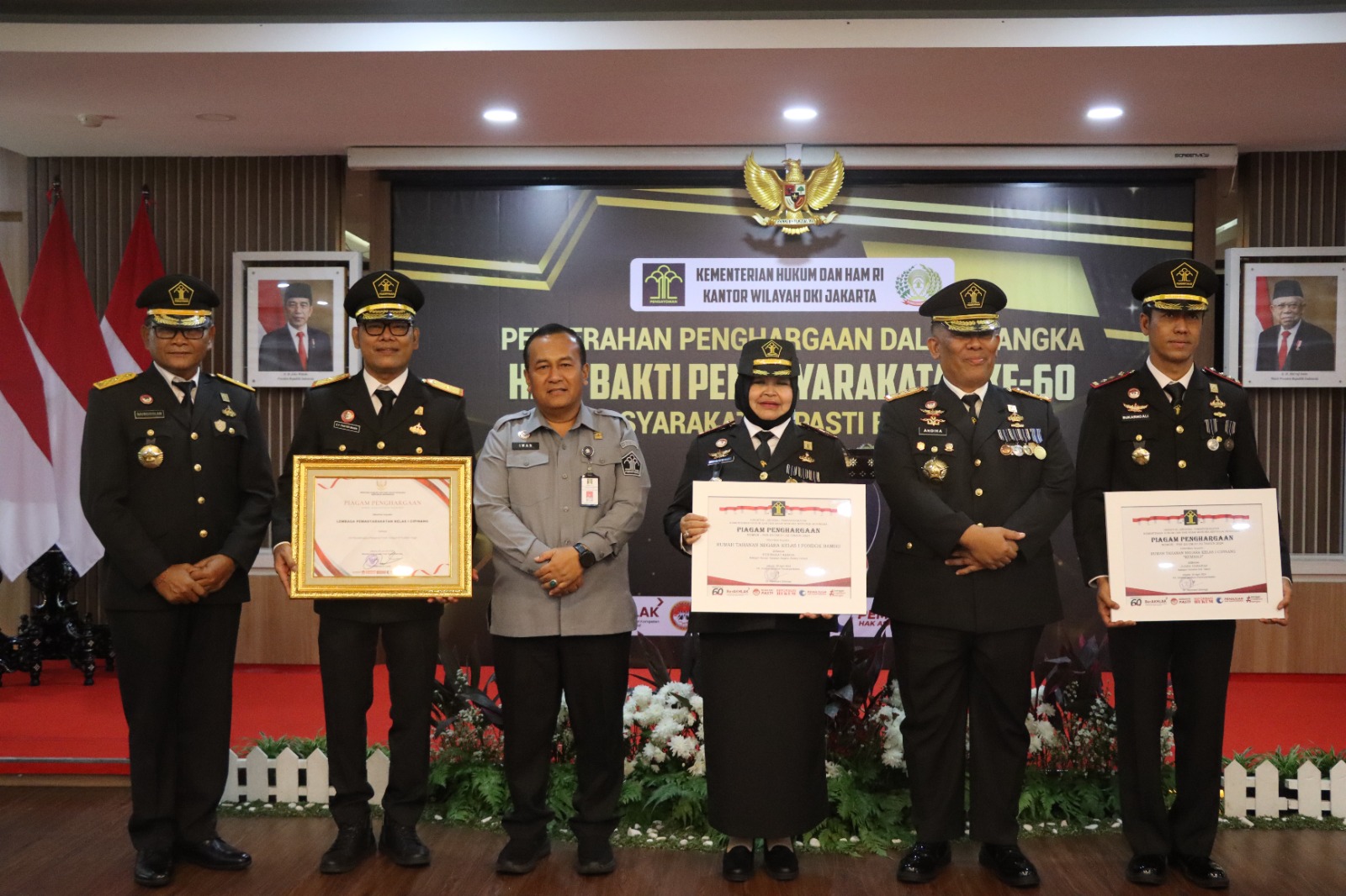Tasyakuran HBP ke-60, Lapas Cipinang Terima Piagam Penghargaan Pelayanan Publik Kategori B “Kualitas Tinggi”