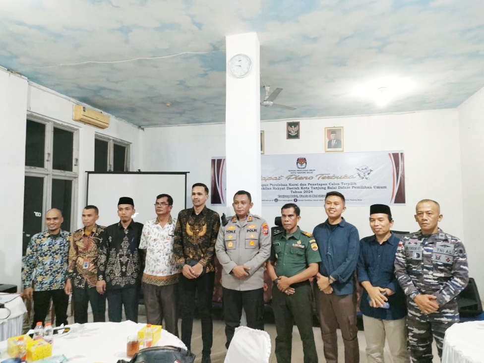 Polres Tanjung Balai Hadiri Penetapan Calon Terpilih Anggota DPRD pada Pemilu Tahun 2024