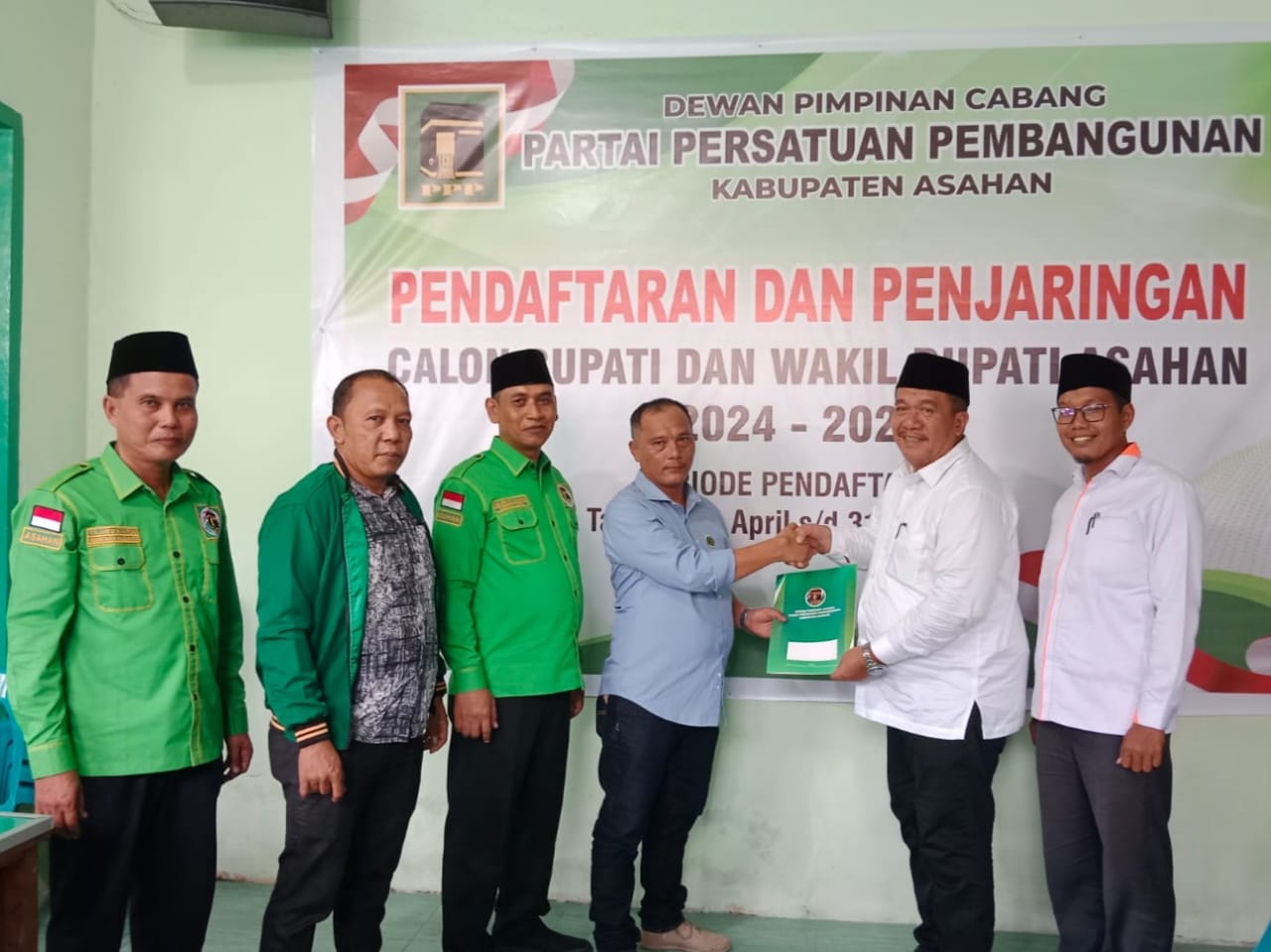 Puluhan Massa Iringi Taufik ZA Wakil Bupati Asahan Balon Bupati 2024-2029, Daftarkan Diri Ke Partai Ka’bah
