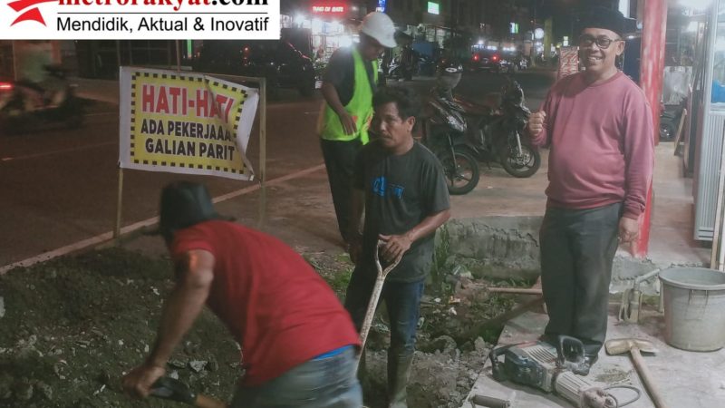 Drenase Jalan Manek Roo Mulai di Perbaiki, Keuchik Kuta Padang Apresiasi PUPR Aceh Barat