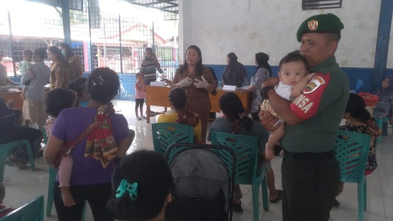 Babinsa Koramil  14/PB Dampingi Giat POSYANDU di Wilayah Binaan