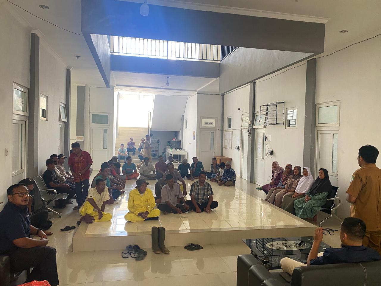 Petugas Kebersihan di Aceh Barat Daya Ikut Sosialisasi Manfaat Program BPJamsostek