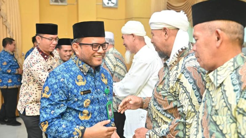 Pj.Walikota Bai’at dan Lantik Dewan Hakim MTQ XXIII Tingkat Kota Padangsidimpuan