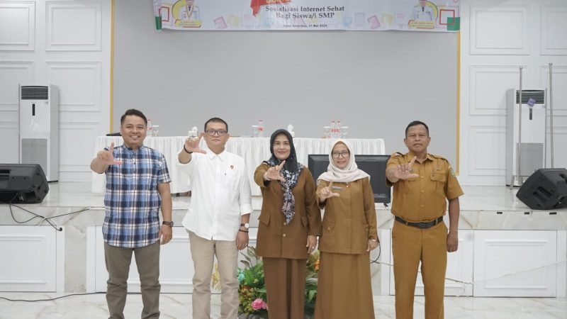 Sosialisasi Internet Sehat bagi Siswa/i SMP