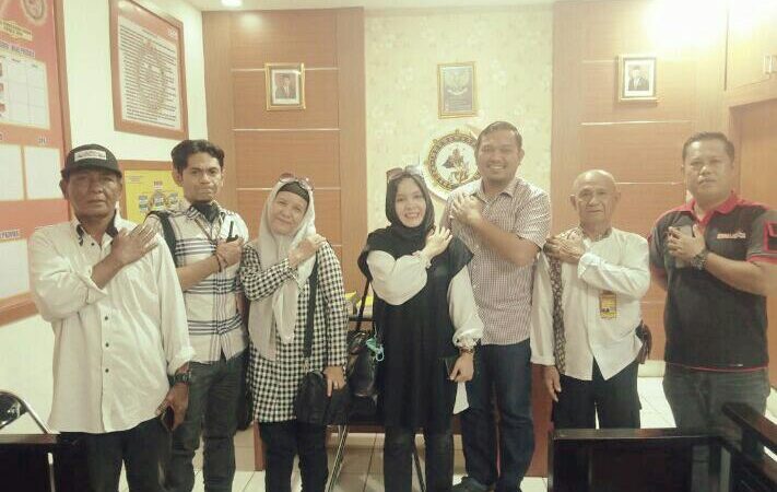 Sejumlah Awak Media Silaturahmi dengan Kasatintelkam Polres Sijunjung