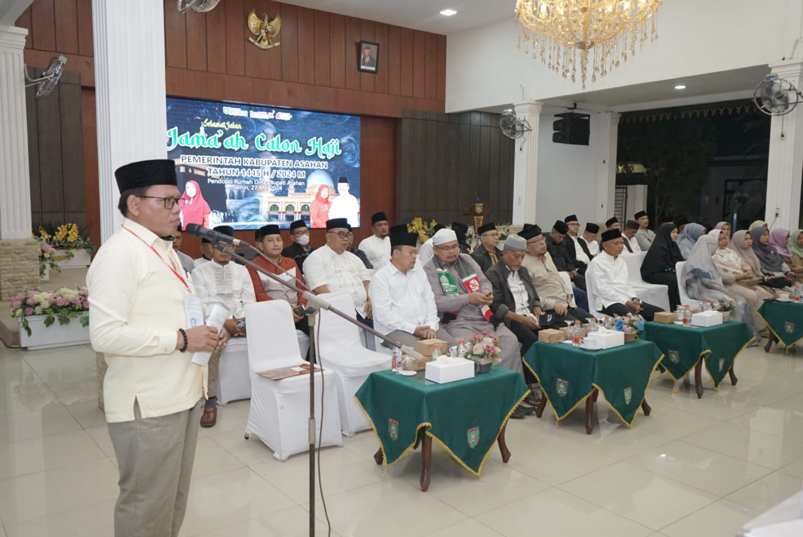 Bupati Asahan Lepas Jema’ah Calon Haji Pemerintah Kabupaten Asahan Tahun 1445 H/2024 M Kloter 14