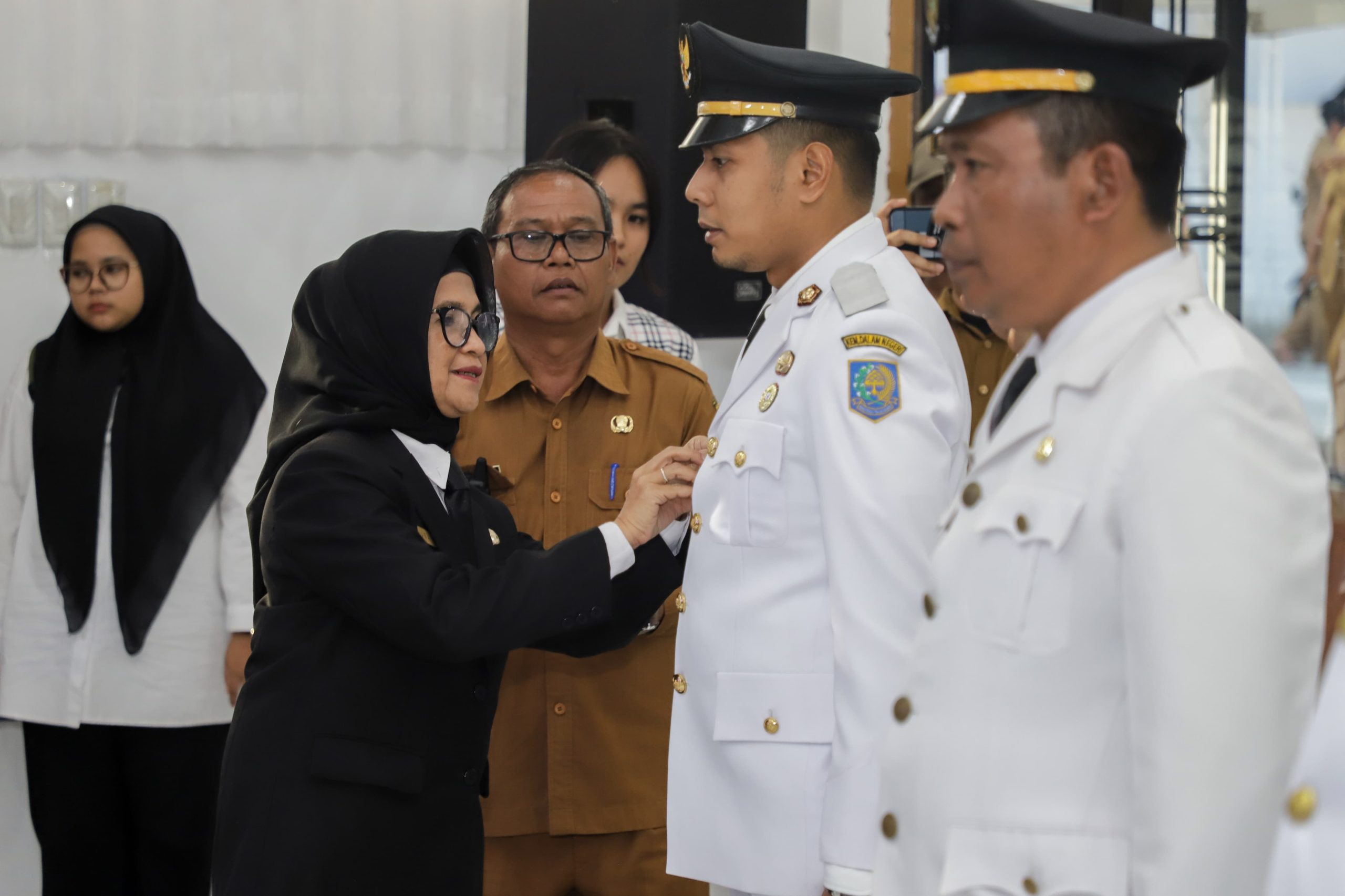 Wali Kota Angkat dan Ambil Sumpah 46 PNS dalam Jabatan Administrator dan Pengawas di Lingkungan Pemko Pematangsiantar