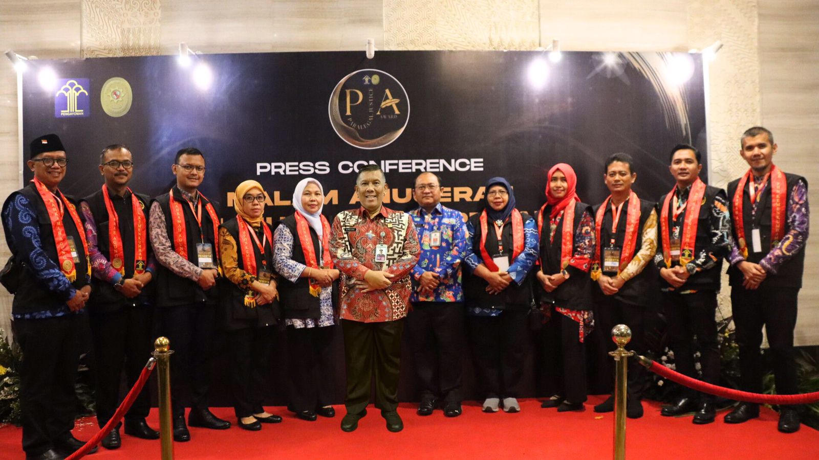 Kakanwil Kemenkumham DKI Jakarta Hadiri Malam Anugerah Paralegal Justice Award 2024