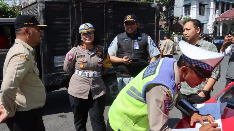 Gugah dan Tingkatkan Kesadaran Masyarakat, Polres Pematangsiantar Gelar Operasi Gabungan Penertiban Pajak Kendaraan dan Tertib Berlalu Lintas