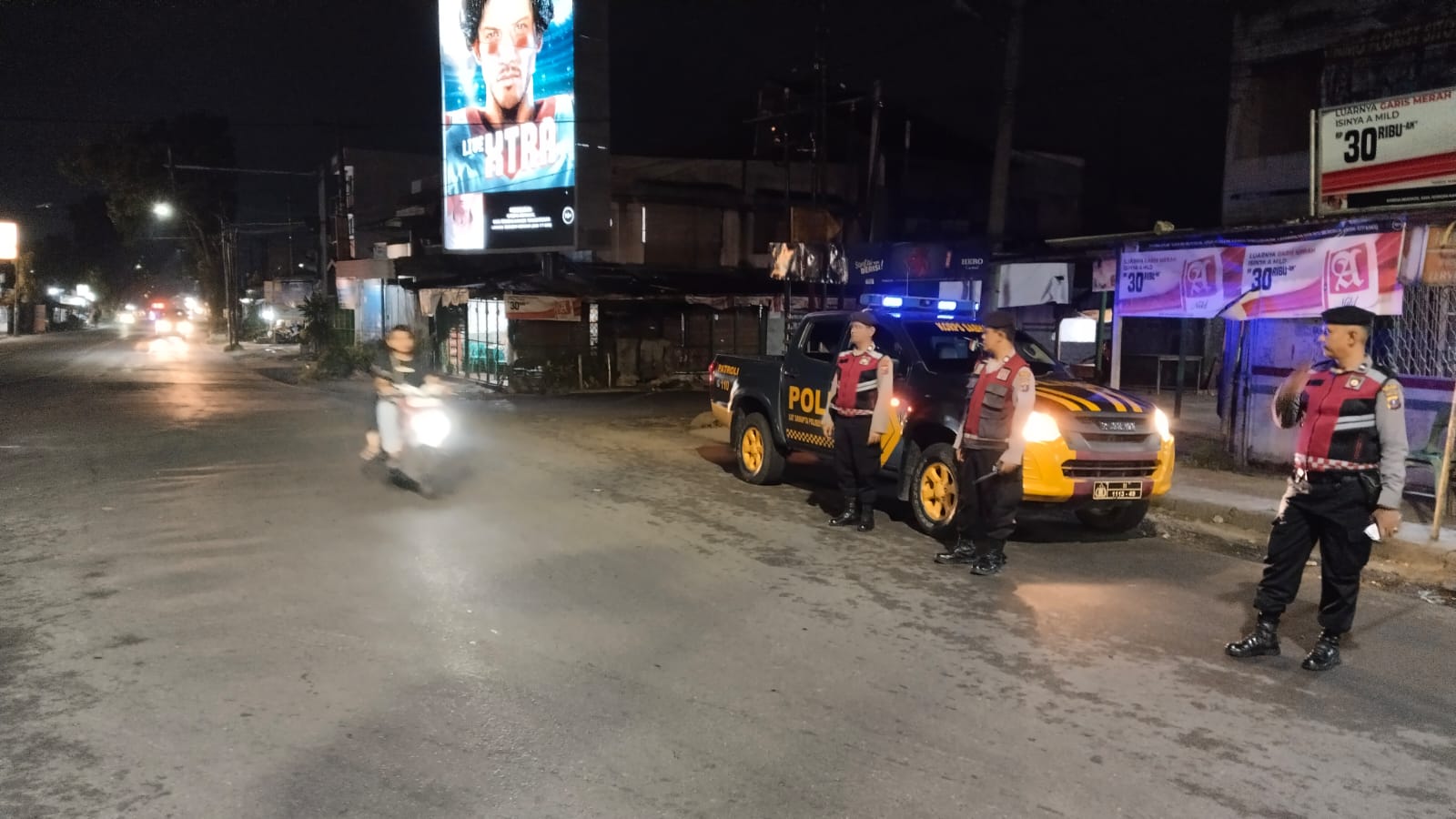 Antisipasi 3C, Personil Polres Pematangsiantar Laksanakan Patroli Blue Light