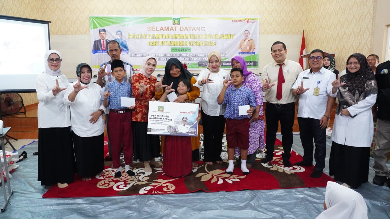 Dinas Sosial Kabupaten Langkat Luncurkan “Datuk Seri Langkat” dan Pelatihan Anyaman Lidi Disabilitas