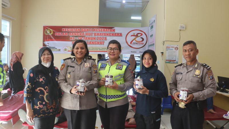 Jelang HUT Bhayangkara Ke 78, Polres Langkat Gelar Bhakti Sosial