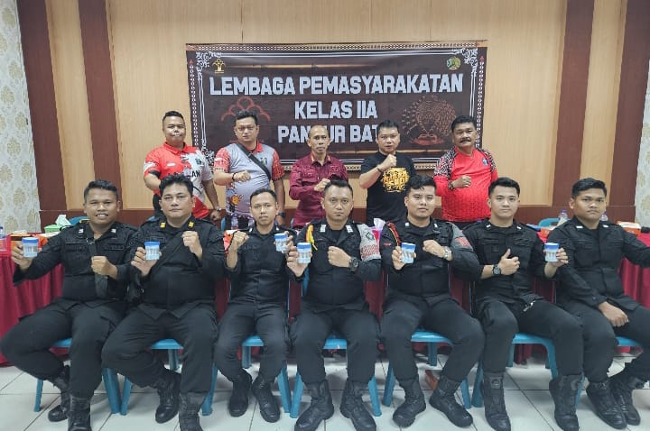 Plt Kalapas Pimpin Rapat Dinas Sekaligus Laksanakan Tes Urine Kepada Seluruh Petugas Lapas Pancur Batu