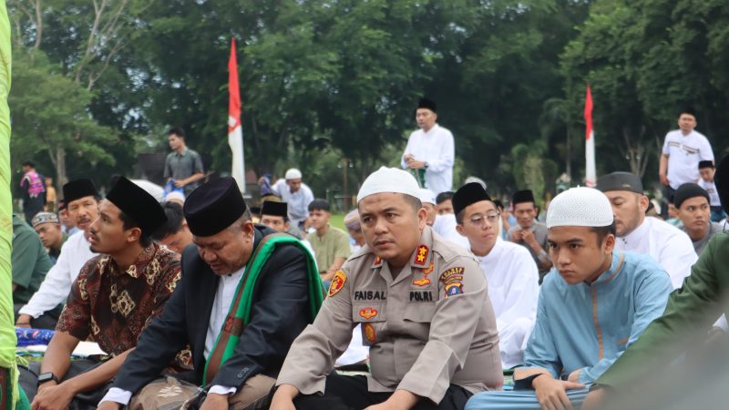 Kepolisian Resor Langkat Polda Sumut menggelar Sholat Idul Adha 10 Dzulhijjah 1445 H Tahun 2024