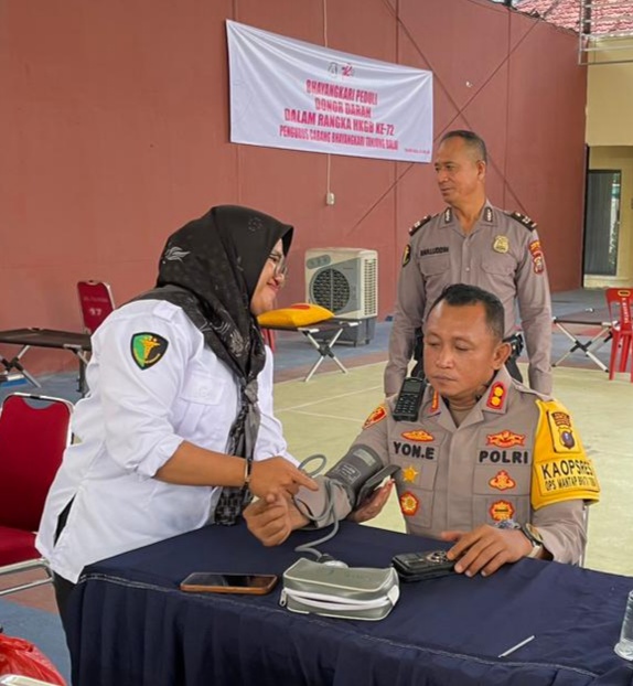 HUT Bhayangkara Ke – 78, Polres Tanjung Balai Donor Darah