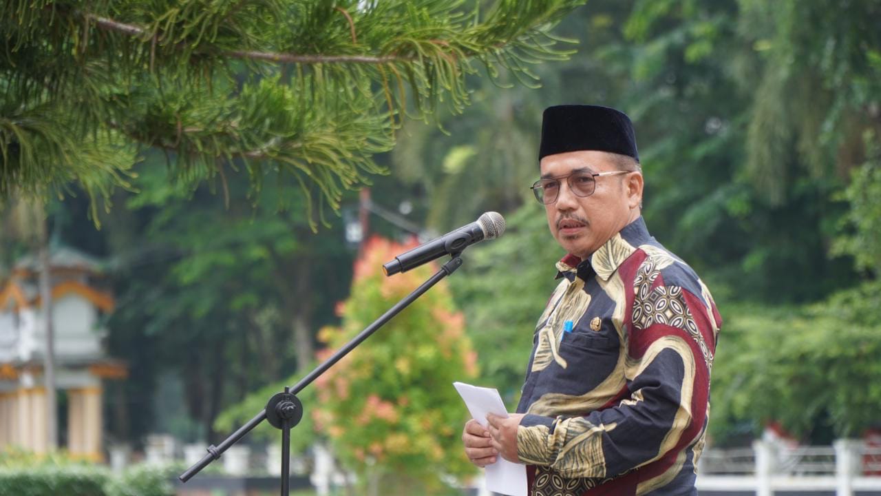 Pj Bupati Langkat diwakili Asisten III, Lepas 130 Mahasiswa KKN Tematik USU Di Langkat