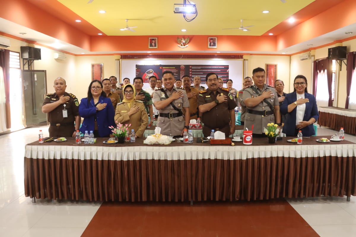 Kapolres Pematangsiantar Ikuti Zoom Meeting Grand Launching Aplikasi Pelayanan Perizinan Penyelenggaraan Event