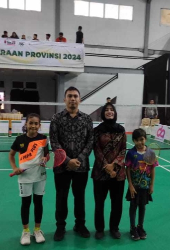 Bulutangkis Binaan PUPR Plus Aceh Barat Atasnama Siti Aisyah Azzahra Kelas Tunggal Usia Dini Berhasil Lolos ke Babak Final