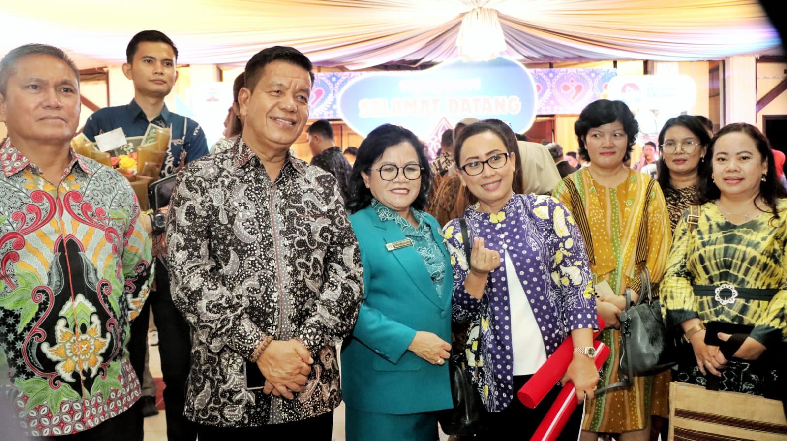 Ketua TP PKK Kabupaten Simalungun Terima Penghargaan Manggala Karya Kencana Dari BKKBN Pusat