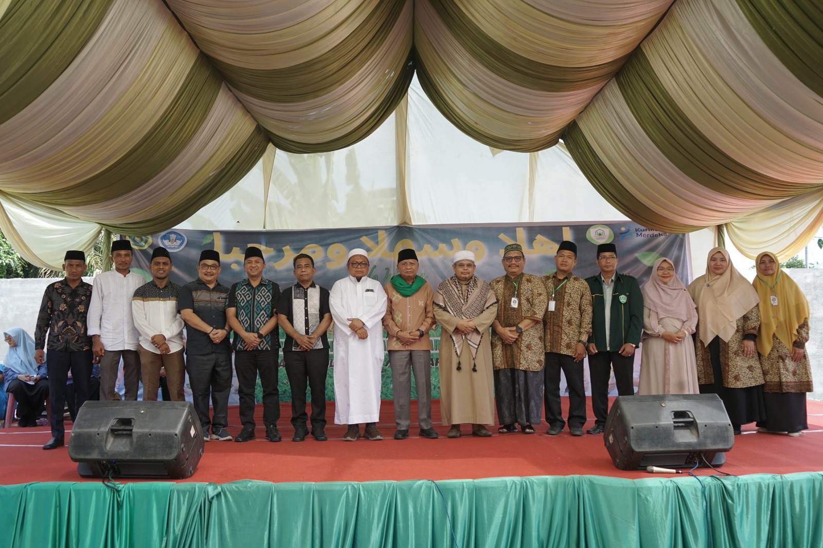 Harapan Bupati Asahan Pada Yayasan Nurul Ikhwan Islamic Boarding School