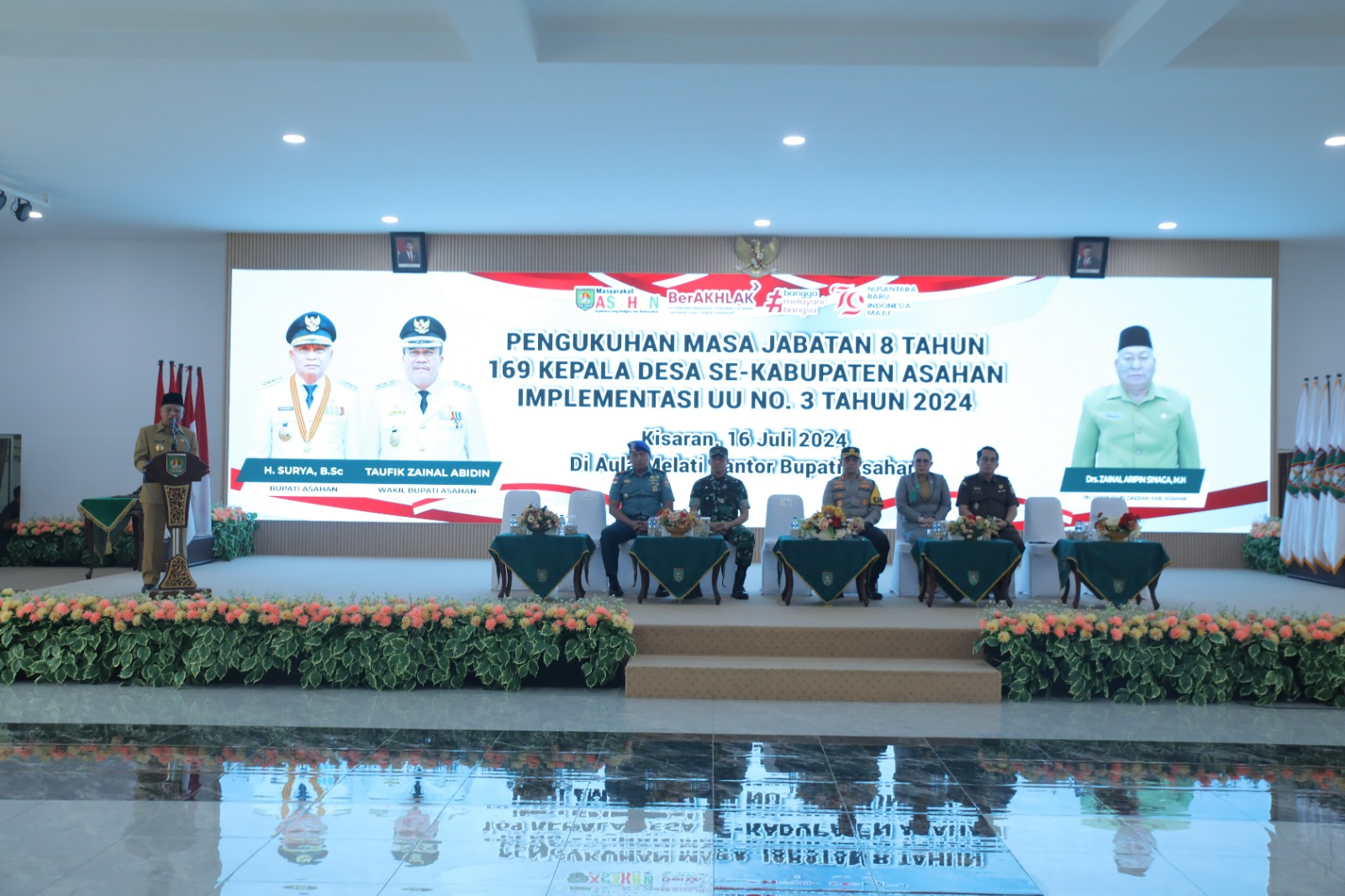 Bupati Asahan Kukuhkan Masa Jabatan 8 Tahun Kepala Desa
