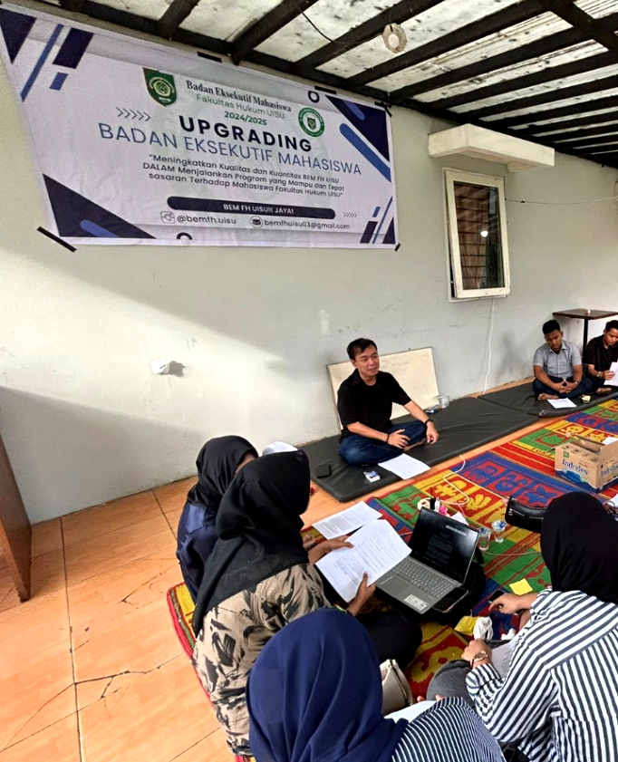 Badan Eksekutif Mahasiswa (BEM) Hukum UISU Gelar Upgrading dan Rapat Kerja Baksos
