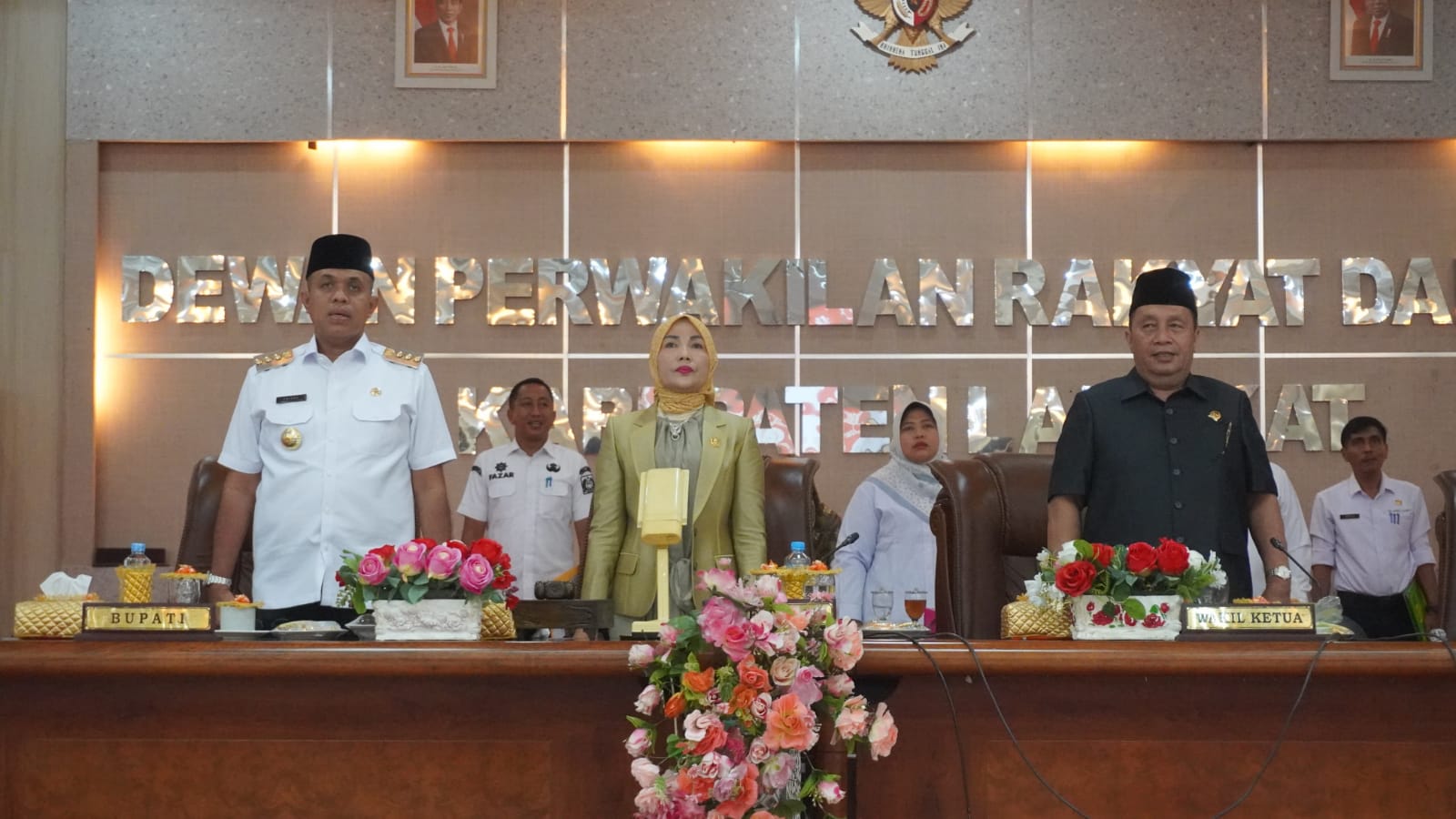 Pj. Bupati Langkat Faisal Hasrimy Hadiri Rapat Paripurna DPRD, Tandatangani Nota Kesepakatan Perubahan APBD 2024