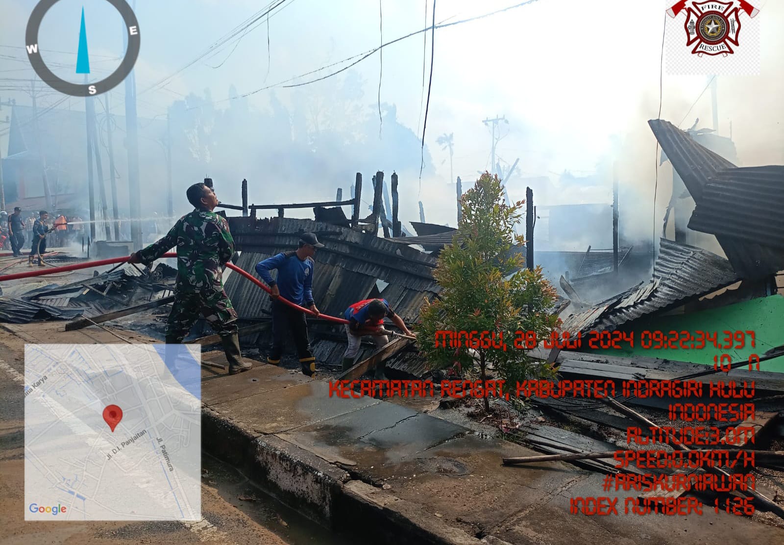 Warga Datang Ke Posko, Damkar Inhu Langsung Turunkan  4 Mobil Padamkan Sijago Merah 