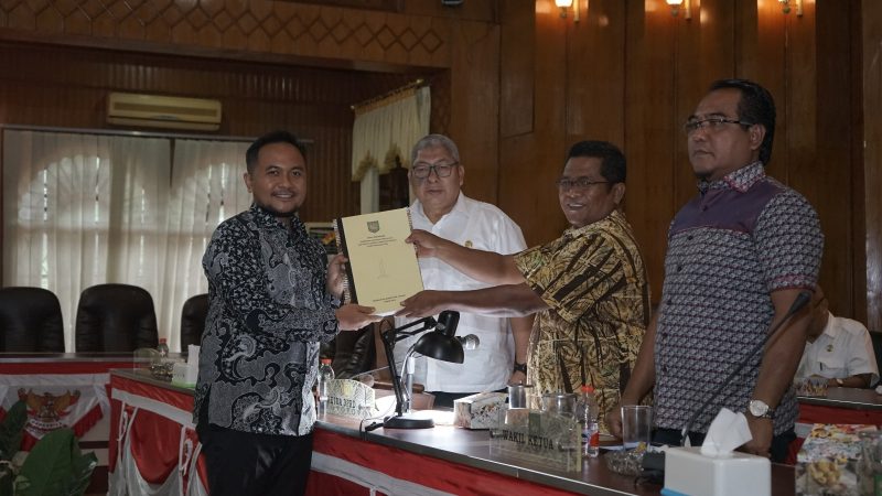 Bupati Asahan Sampaikan Jawaban Terhadap Pandangan Umum Fraksi Fraksi DPRD Kabupaten Asahan Tentang Perubahan Anggaran Pendapatan Dan Belanja Daerah Tahun 2024