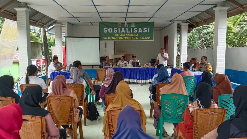 Gandeng Polsek Tiga Juhar, Satgas TMMD 121 Kodim 0204/DS Gelar Binluh Bahaya Narkoba