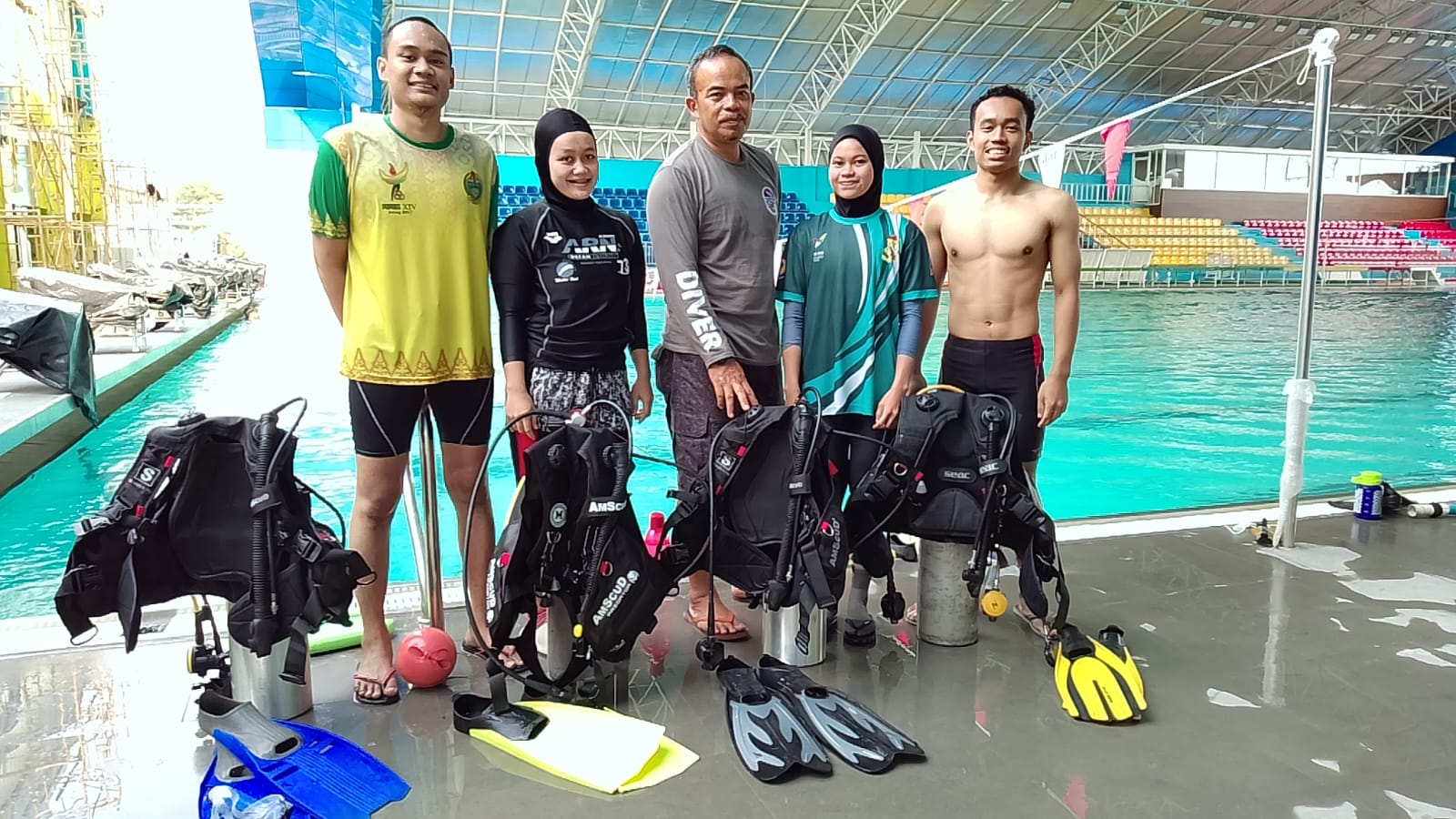 Atlet Selam Sumut Persiapkan Diri dengan Latihan di Laut Aceh