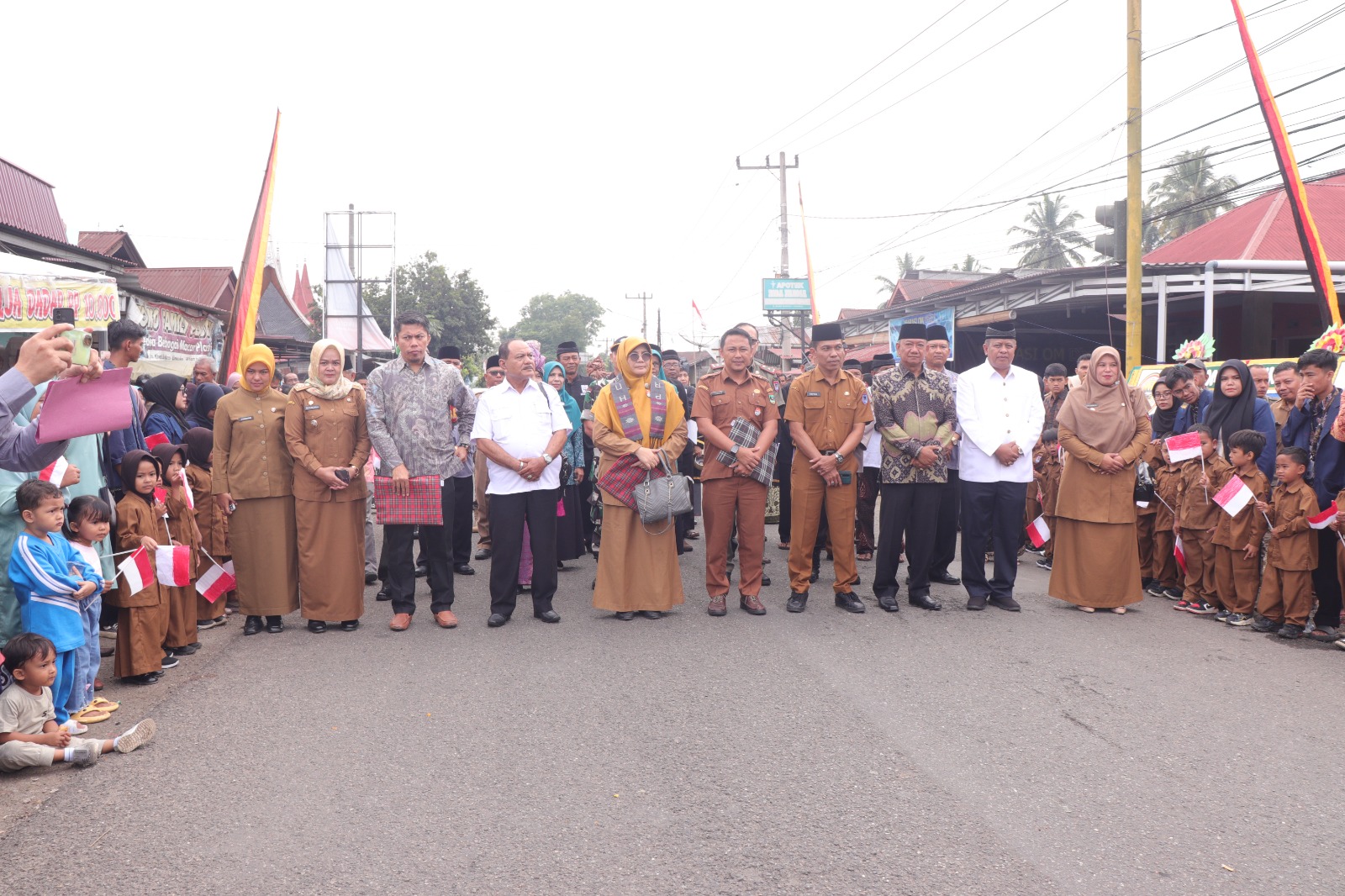 Pemko Payakumbuh bersama DPRD dan OPD Terus Konsen Melakukan Pembinaan LPM