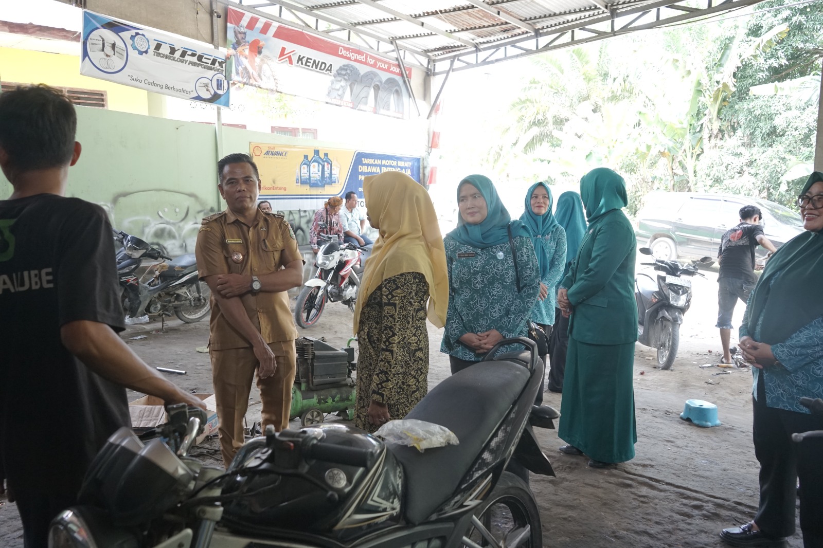 Tim Evaluasi Pola Asuh Anak Remaja Tingkat Provinsi Sumatera Utara Kunjungi Desa Sei Halim Hasak Kabupaten Asahan